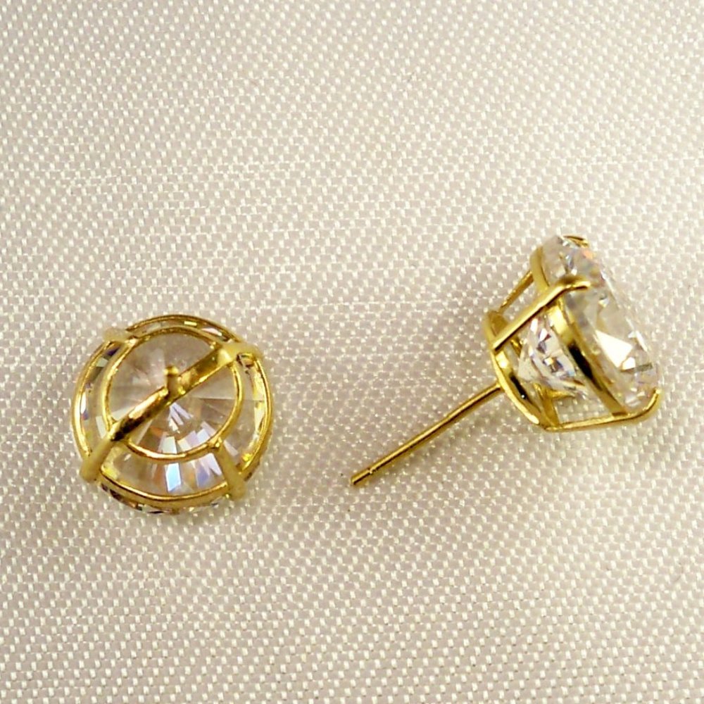 New 14K Gold Bella Luce Round Cut Simulated Diamonds Stud Earrings